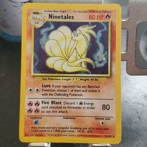 Ninetales pokemon card
